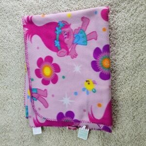 Dreamworks Trolls Poppy Blanket Soft‎ Pink Fleece Kids Throw 48" x 40"